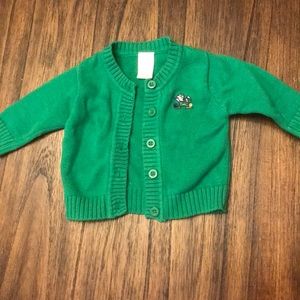 Unisex green sweater with notre dame logo